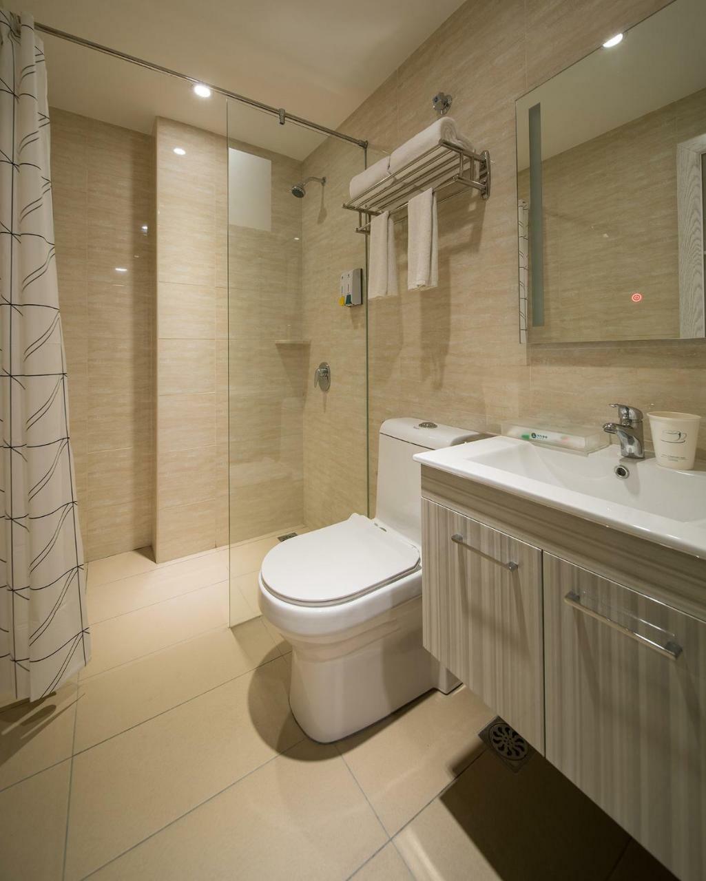 Ramada Encore By Wyndham Chinatown كوالالمبور المظهر الخارجي الصورة
